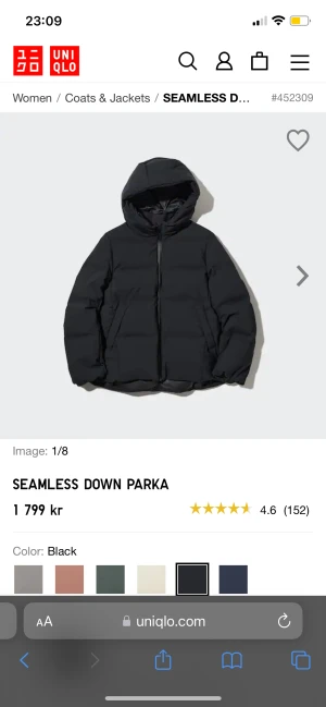 Dunjacka från uniqlo - En dunjacka som knappt är använd. Köpte den förra vintern men hittade en Anna jag tycker om bättre. Den är i Xs men passar också S. Pris kan diskuteras :)