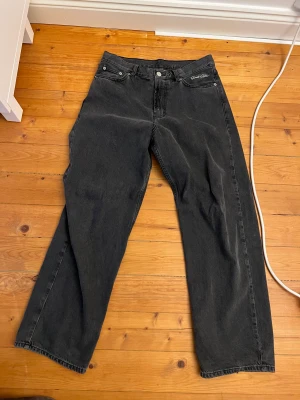 Sweet big skate - Säljer nu mina sweet big skate som knappt är använda. Dom är i helt nytt skick. Hör av dig om du har några frågor