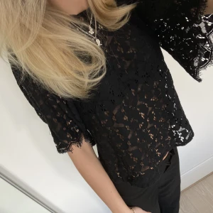 Spetstopp  - Såå fin spetstopp från Gina som bara är använd en gång💕