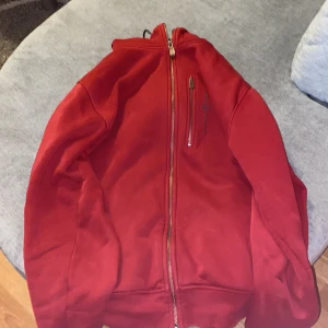 Sail racing hoddie  - En fin sailracing tröja använd 3 gånger!