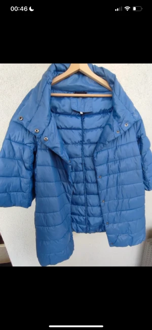 Blå trekvartsärms jacka  - Super fin blå jacka ❤️