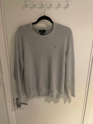 Polo Ralph Lauren tröja  - Skön polo sweatshirt använt ett antal gånger dock bra skick. Skriv för mer info 