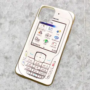 Ett retro Nokia mobilskal för iPhone 11 pro. Använt få gånger, är i fint skick. Vid köp privat är frakten endast 15 kr (frimärke) 🌟