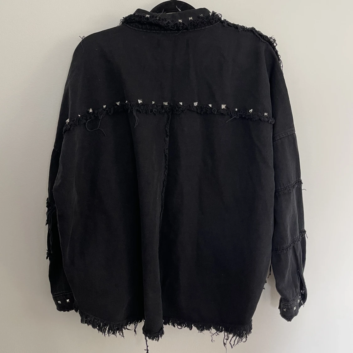 Jacka/skjorta från zara  - 90