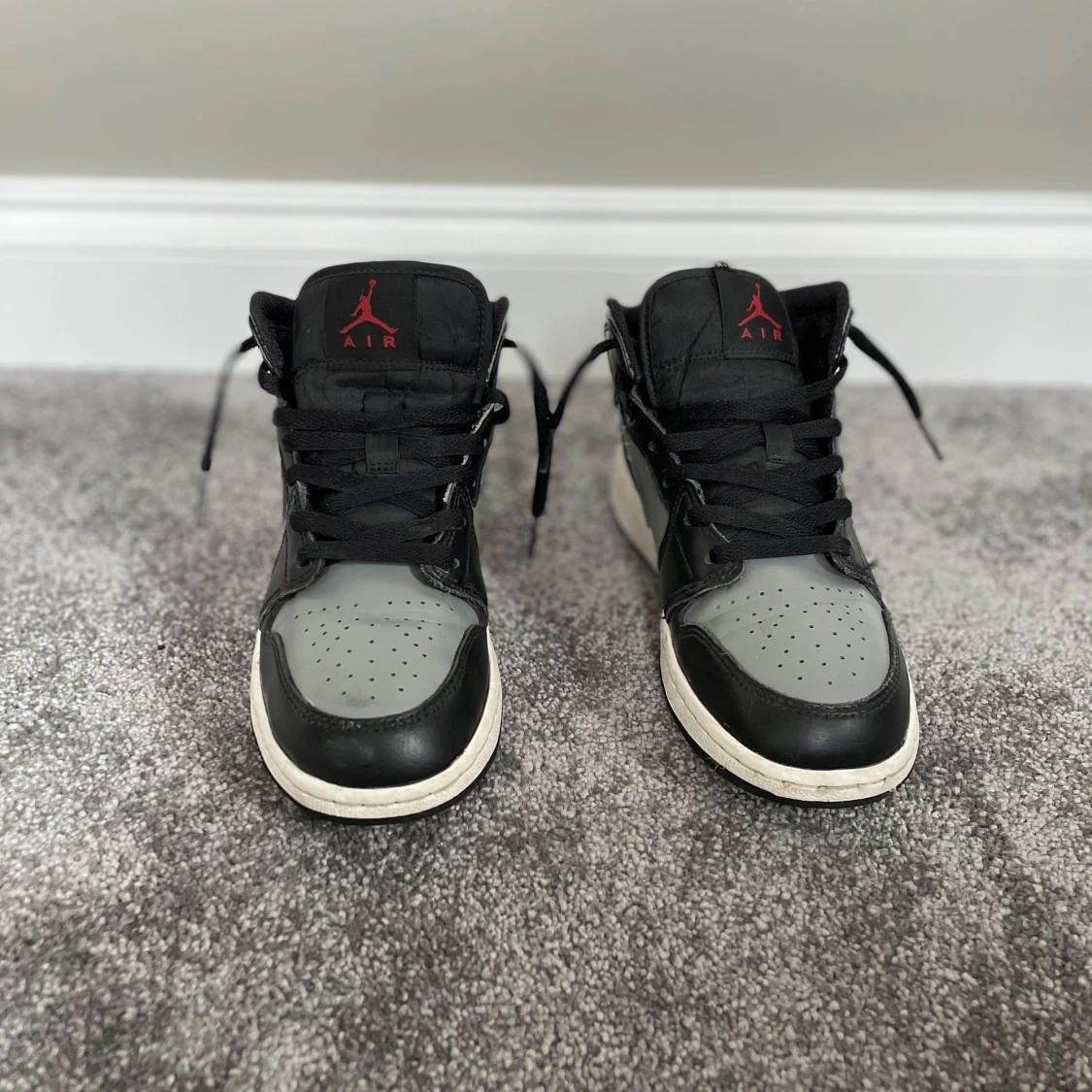 Jordan 1 mid shadow red - 90