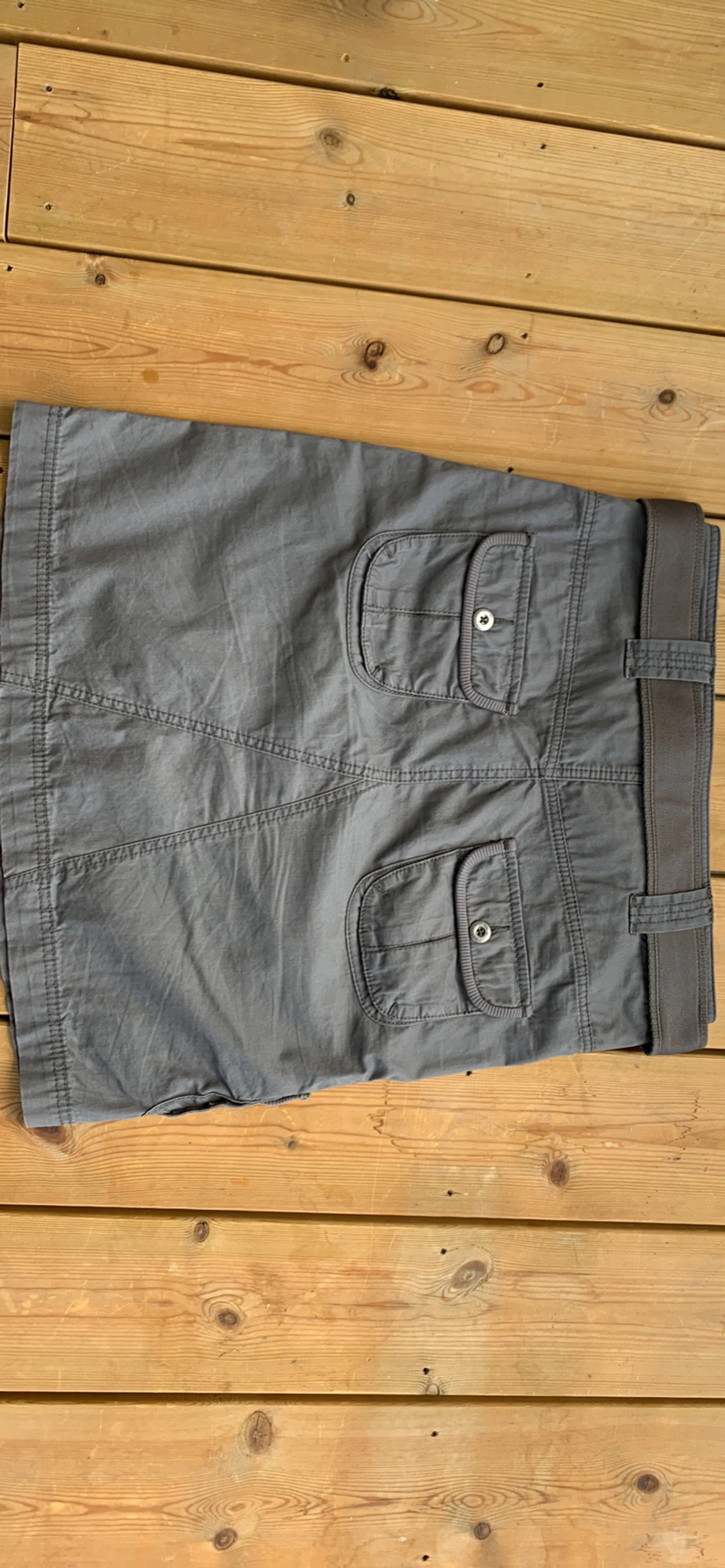 Kjol från Esprit strl 40 - 90