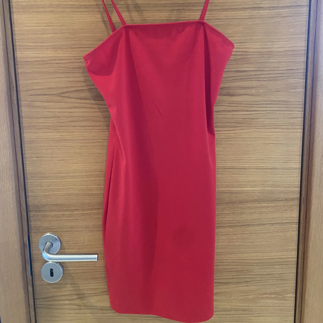 Röd klänning