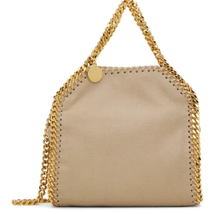 Stella McCartney väska  - Superfint Stella väska som jag köpte på Plick för 4500kr. Den har små defekter som knappt syns. Skriv för flera bilder. Äktenhetsbevis medföljer! 💕