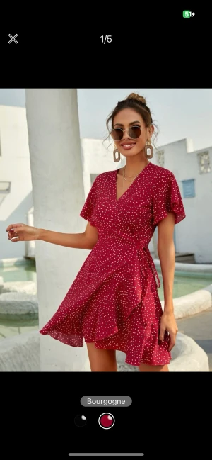 Klänning  - Klänning från Shein