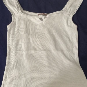 Anna field - Super fin tröja🌸har knappt används, nytt skick✨