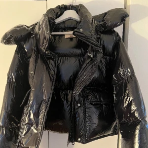 Dun jacka - Dun jacka från H&M, aldrig använd. 