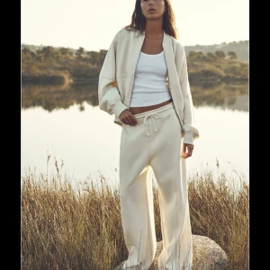 Zara set - Säljer detta sett från zara i storlek s