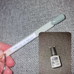 Gellack - Helt ny och oöppnad, målat med min egna svarta färg för att visa🥰