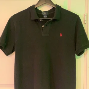Polo Ralph loren picke  - Säljer nu min polo picke då den är liten 