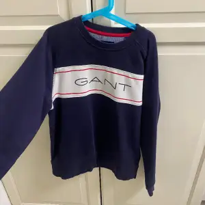 Gant tröja barn storlek 158-164 Väldigt lite använd  250