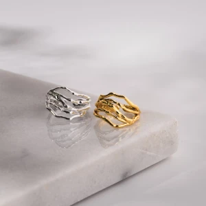 LAMIA - Justerbar 🤍 Rostfritt stål 🤍 Ringbox ingår 🤍 Olympiabutik.se 🤍 89kr/st