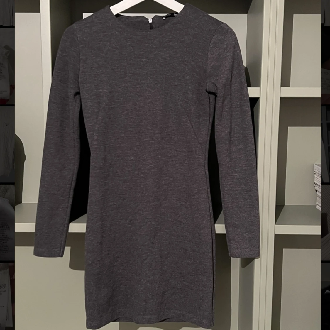 Långärmad klänning