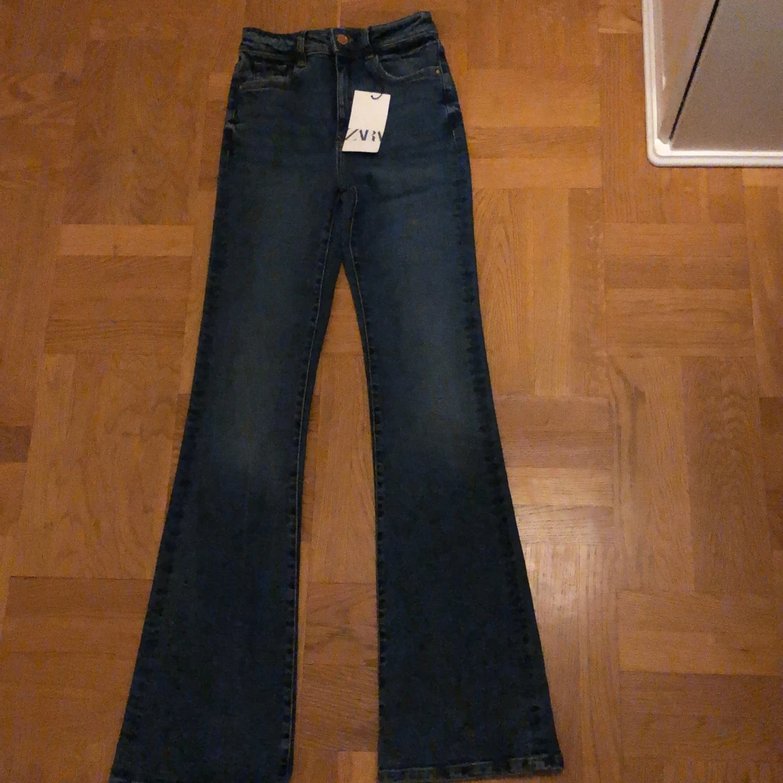 Zara jeans