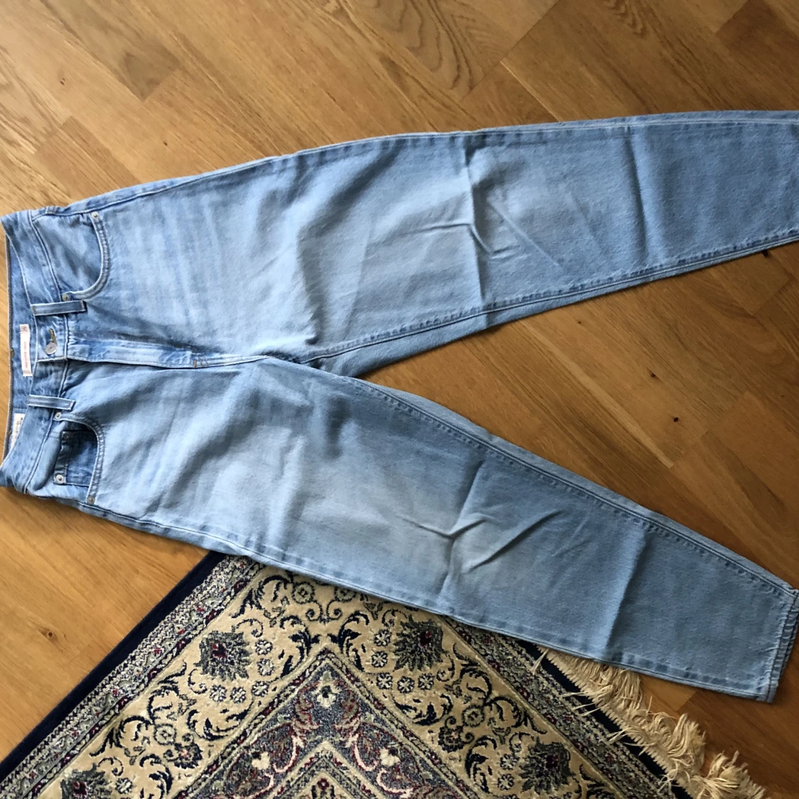 Levi’s High Loose Taper Jeans - 90