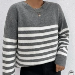 stickad  - stickad tröja från shein 