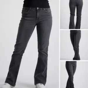 Helt nya samma jeans som förra inlägget fast annan färg, dessa är också förstora nypris är 300kr💕