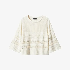 Mango - stickad tröja - Unik tröja från mango. Endast använd ca 2 gånger. Säljer då den var för liten. Kom privat för egna bilder. 