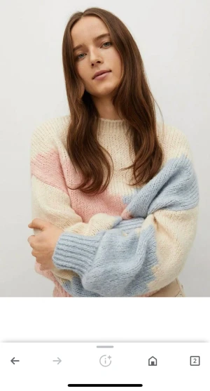 Stickad tröja - Stickad tröja från Mango i storlek Large men skulle säga att den är som en medium. Använd 2 gånger.