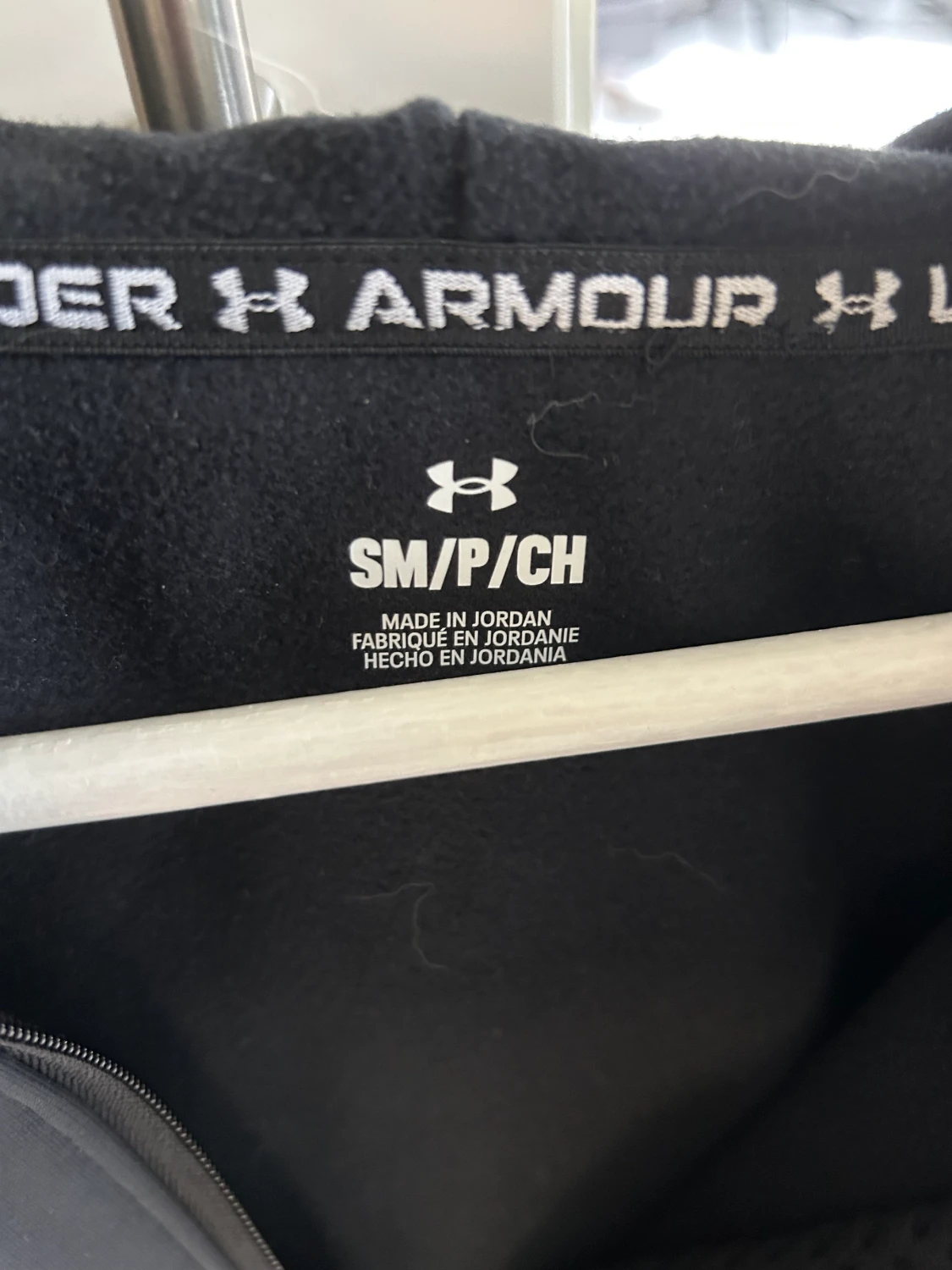 Under armor hoodie  - 90