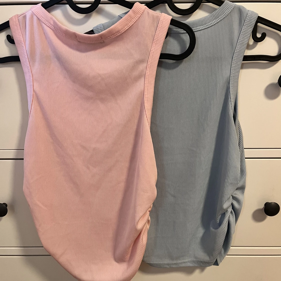 2-pack ärmlöst linne/ 2 pack sleeveless tank tops  - 90