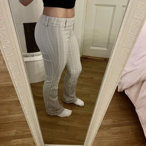 💞❣️ - Kostymbyxor köpta här på plick 💞💞 Jätte sköna! Är i storlek S