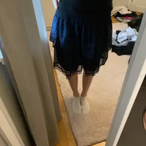 Mötkblå kjol från veromoda!💎⚡️