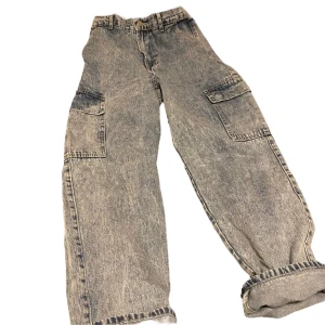 Jeans - Har aldrig använt 