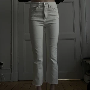 Zara Vita jeans - Zara vita croppade flare jeans Oanvända Storlek EUR 38