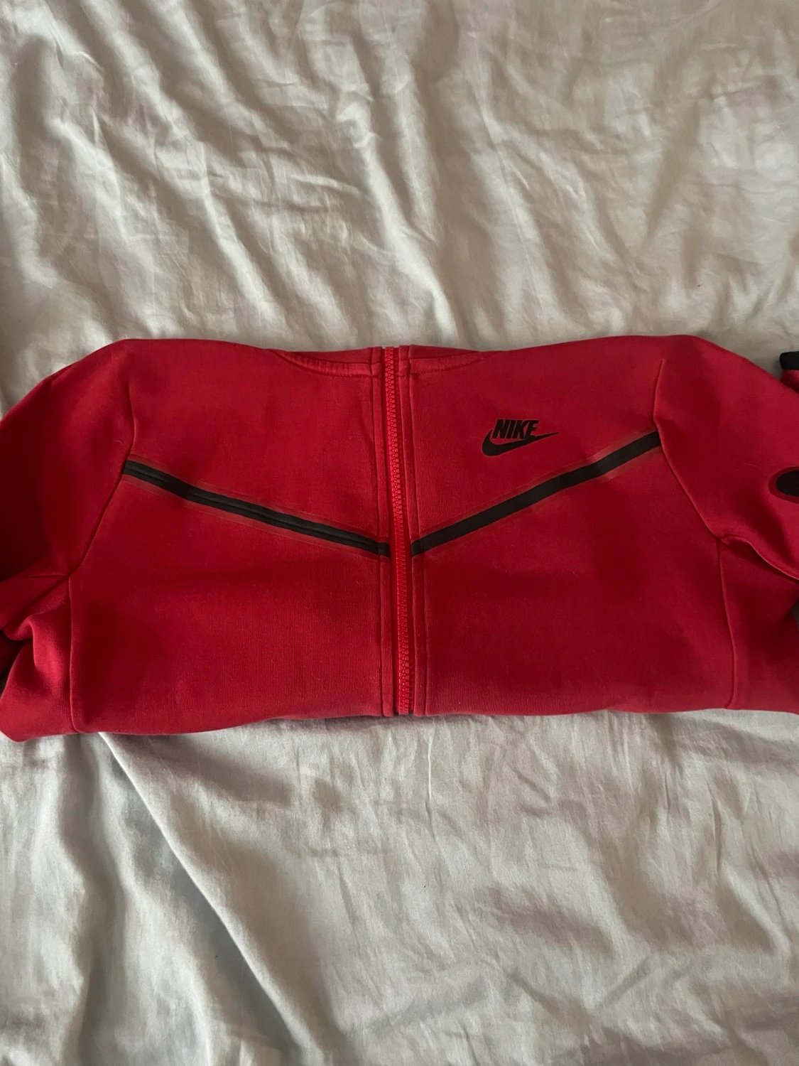 Nike tech röd - 90