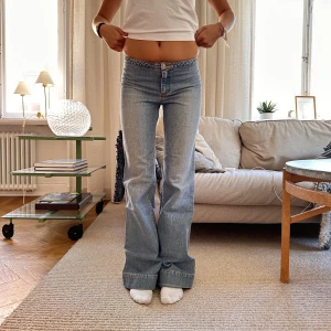 Low waist Jeans - Säljer dessa super snygga låg midjade Jeans❤️❤️