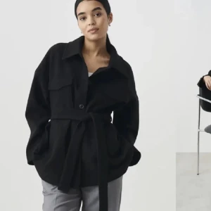 Kappa - Säljer denna otroliga kappa som är använd ett få tal gånger! Den är så mjuk och härlig! Den är storlek xxs men funkar helt klart som xs eller s😊 jag bjuder på frakten!