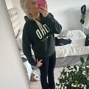 Hoodie  - Så fin och skön💚 stl S 