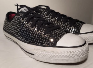 Helt nya Converse All Stars 42  - Helt nya Converse All Stars 42 unisex 