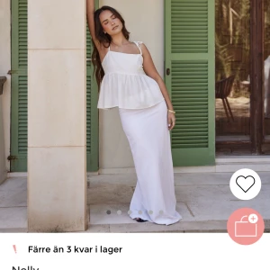 Kjol - Linnekjol från Nelly, aldrig använd. I princip slutsåld på hemsidan. Stl 36 Frakt: 54kr