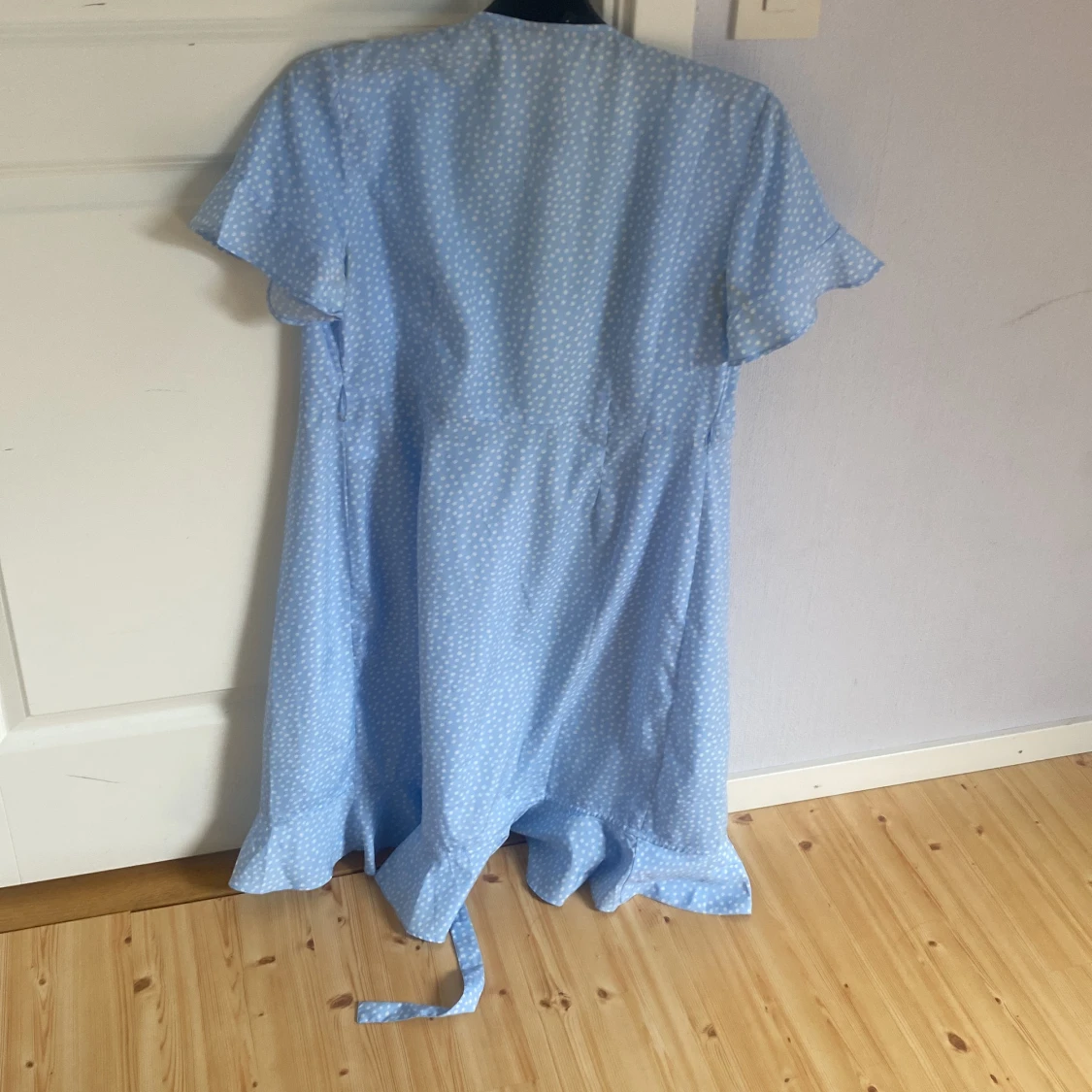 Blå omlottklänning vero moda  - 90