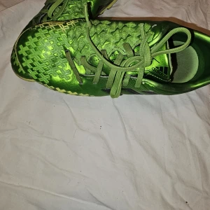 Adidas fotbollsskor  - Gröna adidas fotbollsskor