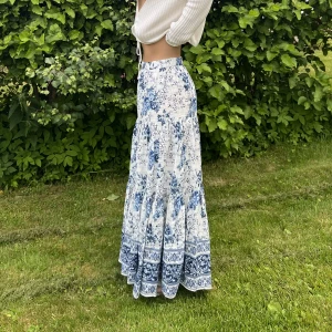 Maxi kjol - Så fin maxikjol från zara, storlek S!! 🤍💙