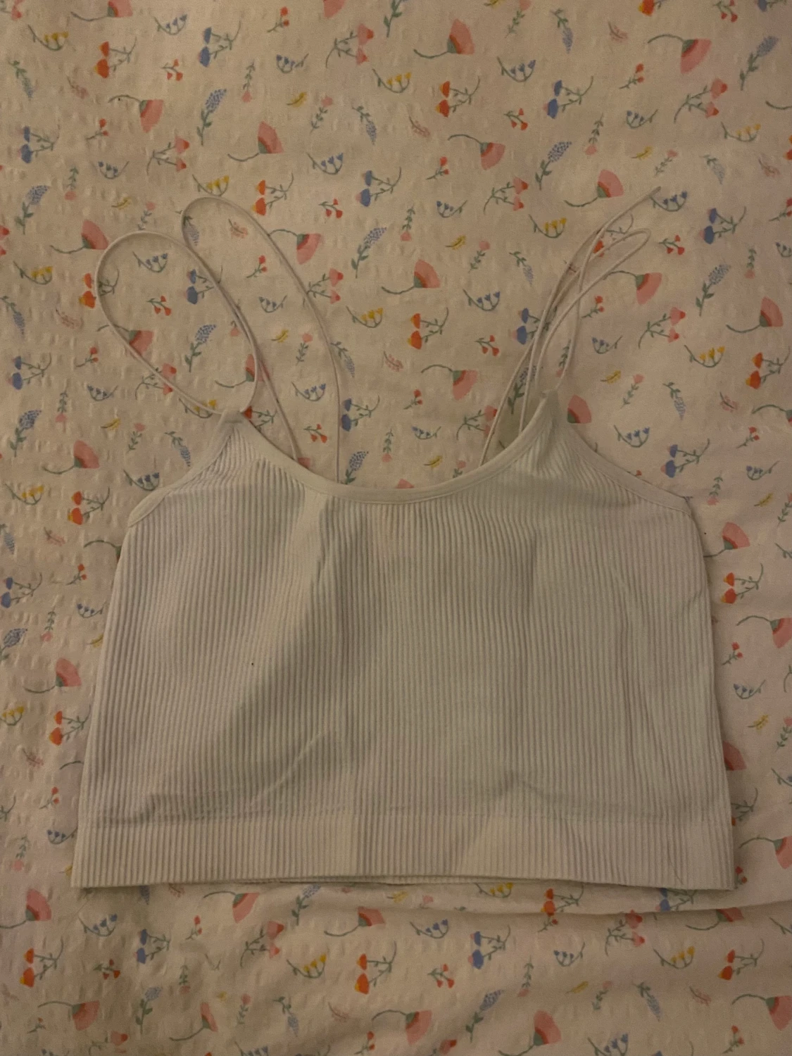 Ribbad topp/linne från bikbok