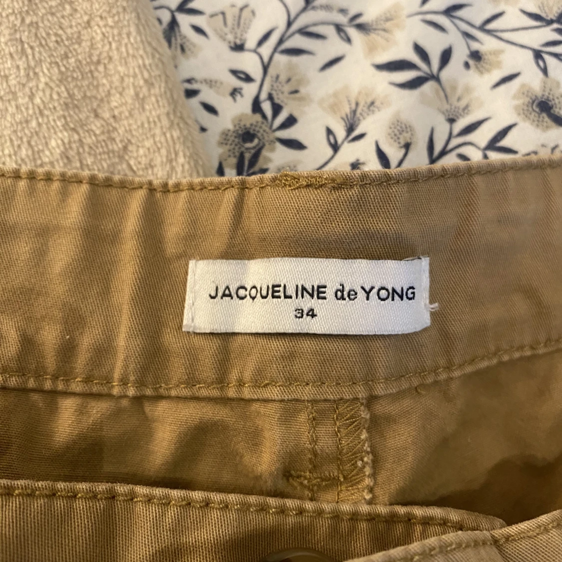 Chinos shorts🫶🏻 - 90