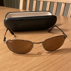 Ray ban - Ray ban solglasögon 90-tals  Fint skick!