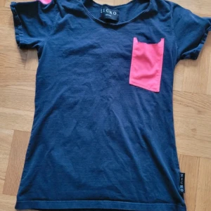 Tshirt  - Super fin översize tshirt M 