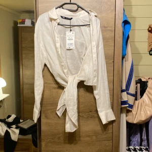 Skjorta - En skjorta i linne material riktigt snygg