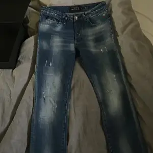 Fina jeans som aldrig blivit använda 10-10 skick Storlek 29