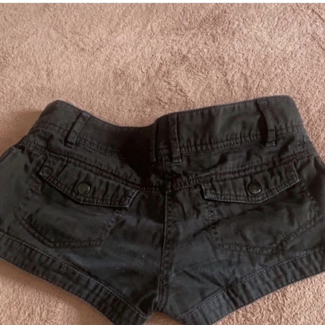 Low waisted cargo shorts - 91