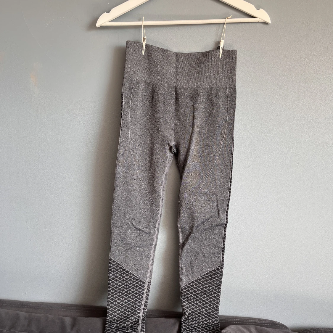 Träningstights med scrunch - 90